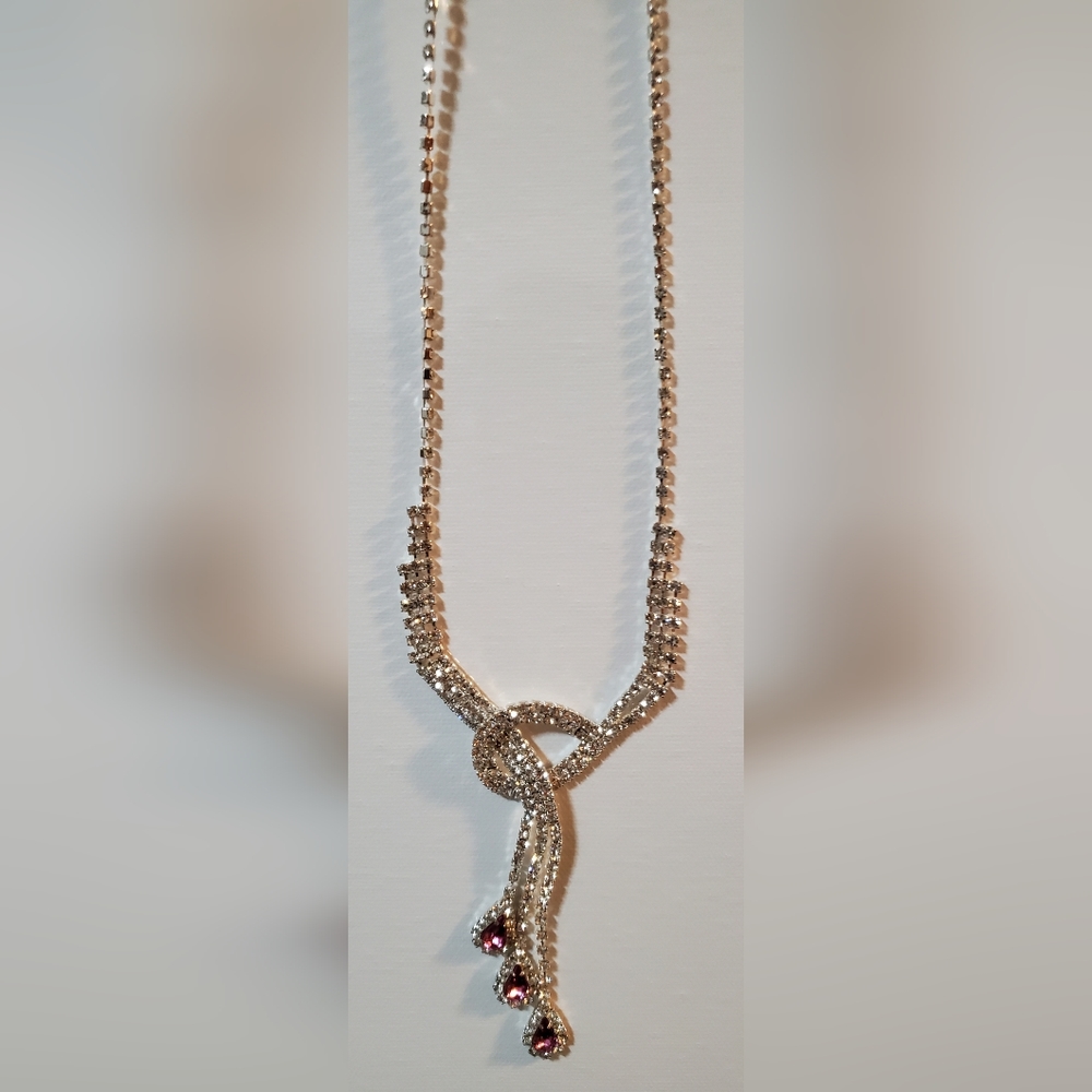 Necklace pink and white rhinestones